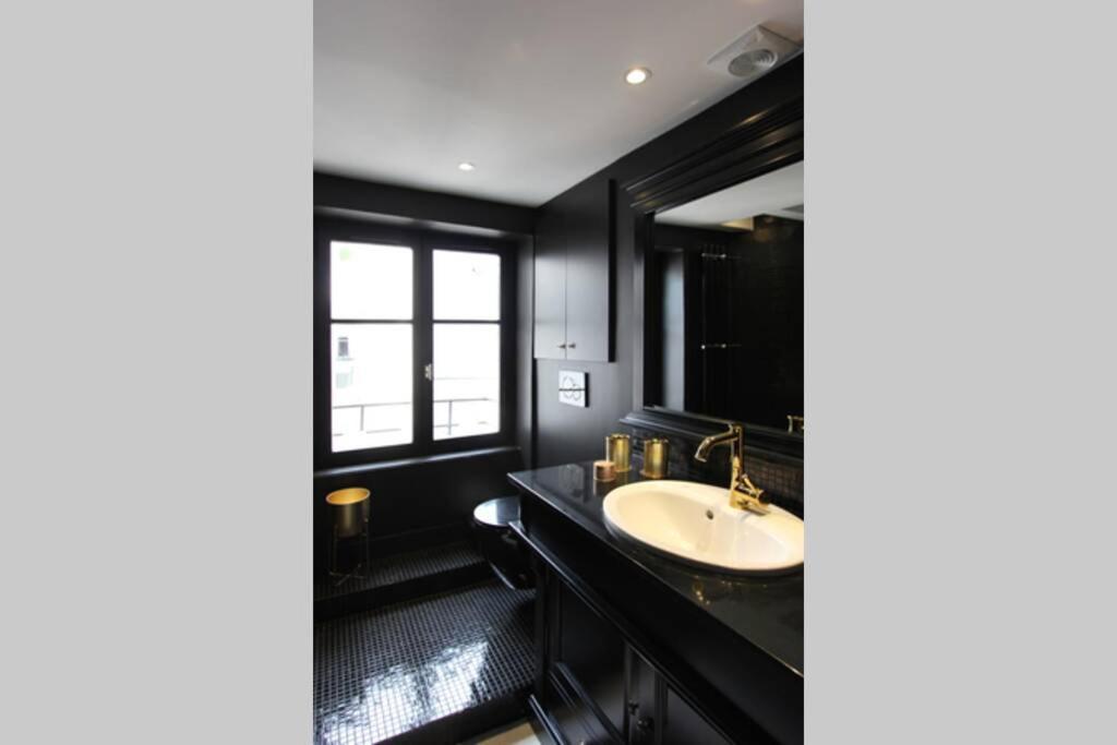 Le Boudoir Apartment Лион Екстериор снимка