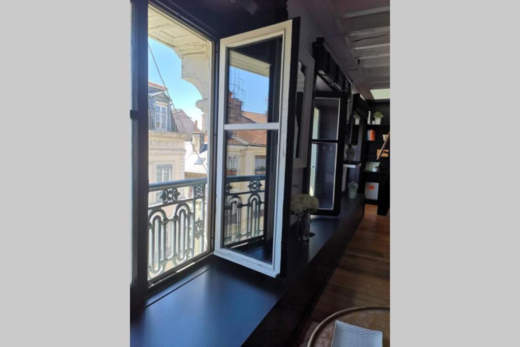 Le Boudoir Apartment Лион Екстериор снимка